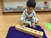 Nhóm Trẻ sinh hoạt trong phòng Montessori